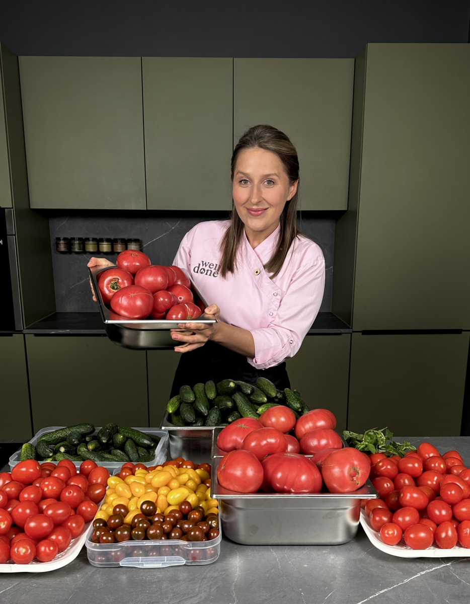 Как заготовить 25 кг помидоров и огурцов на зиму: идеи и рецепты