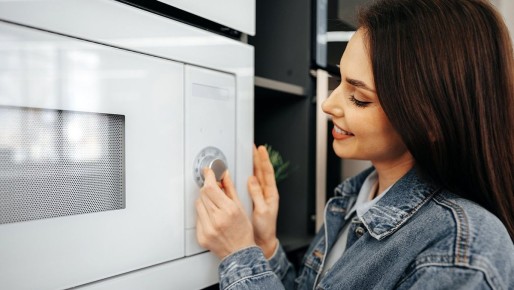 Опасности остатки пищи в микроволновке