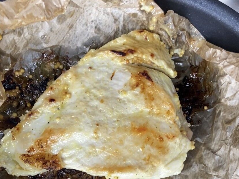 Как я готовлю салат Цезарь без анчоусов: вкусно и просто