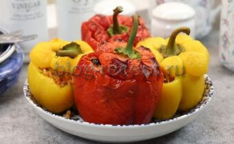 Привкус Средиземноморья: Фаршированный перец с рисом и оливками