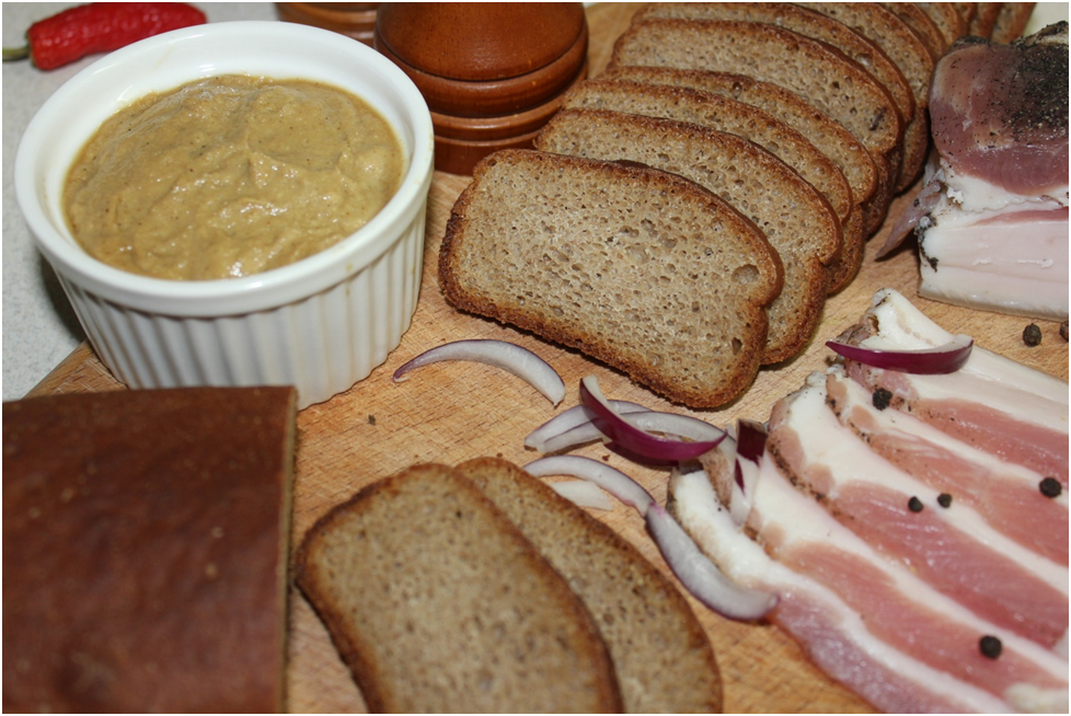 Как приготовить домашнюю горчицу: секреты и советы