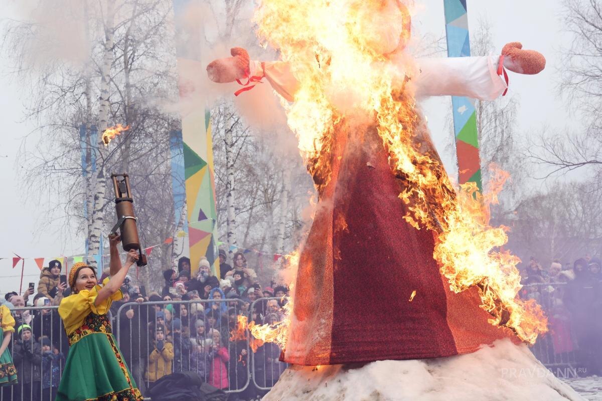 Масленица: Проводы зимы под блинным дождем