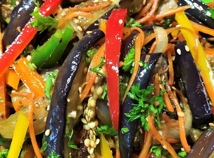 Непревзойденный рецепт баклажанов по-корейски для вашего стола