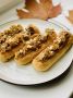 Вкусные эклеры с паштетом и карамелизированным луком