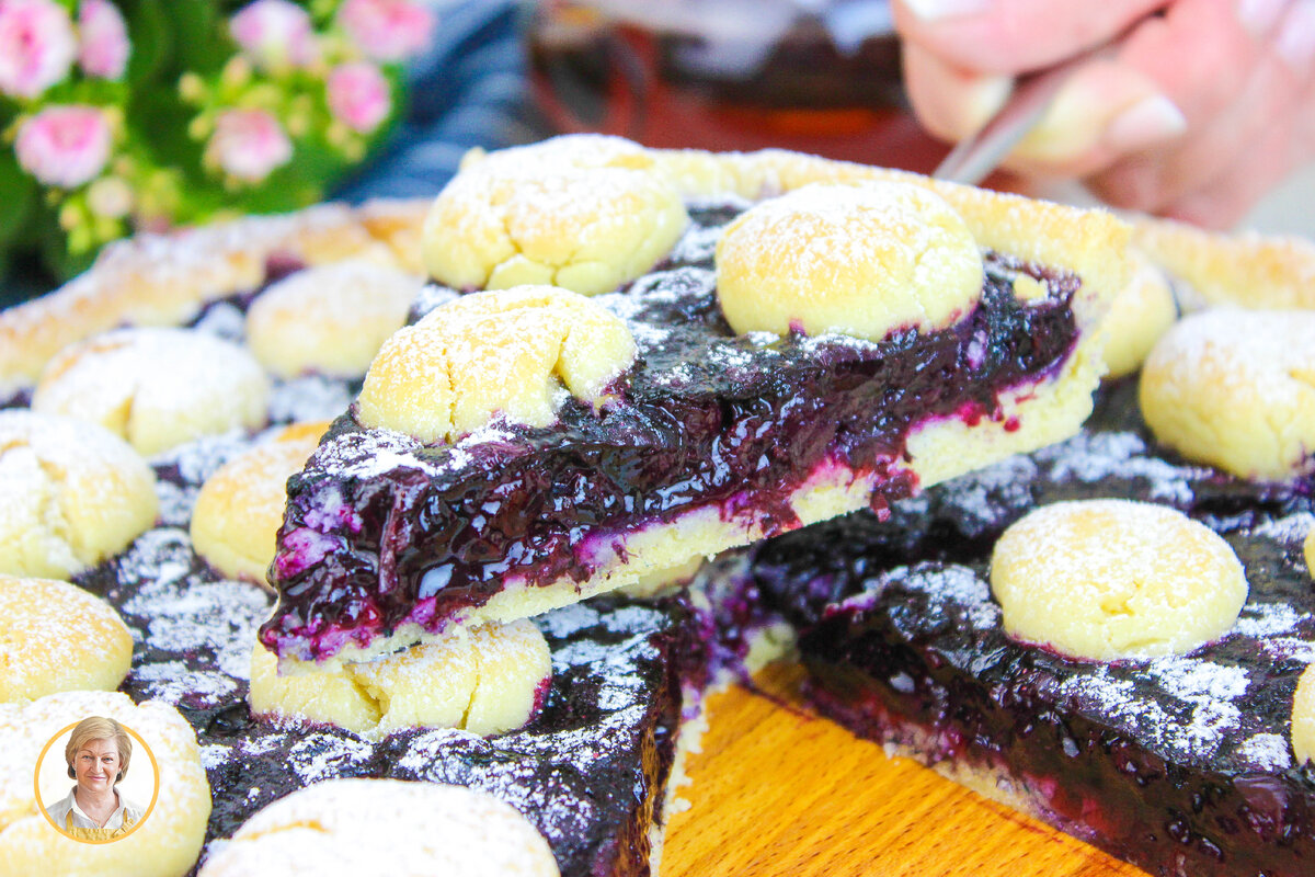 Вдохновение для сладкоежек: нежный ягодный пирог с голубикой