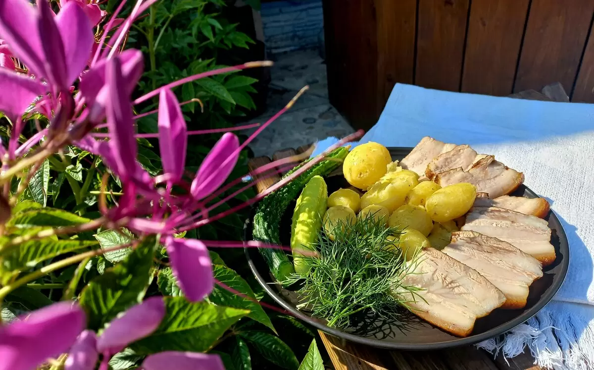 Сало по-китайски: новое прочтение традиционного блюда