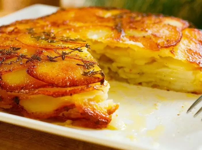 Вкусная картошка по-французски из простых ингредиентов