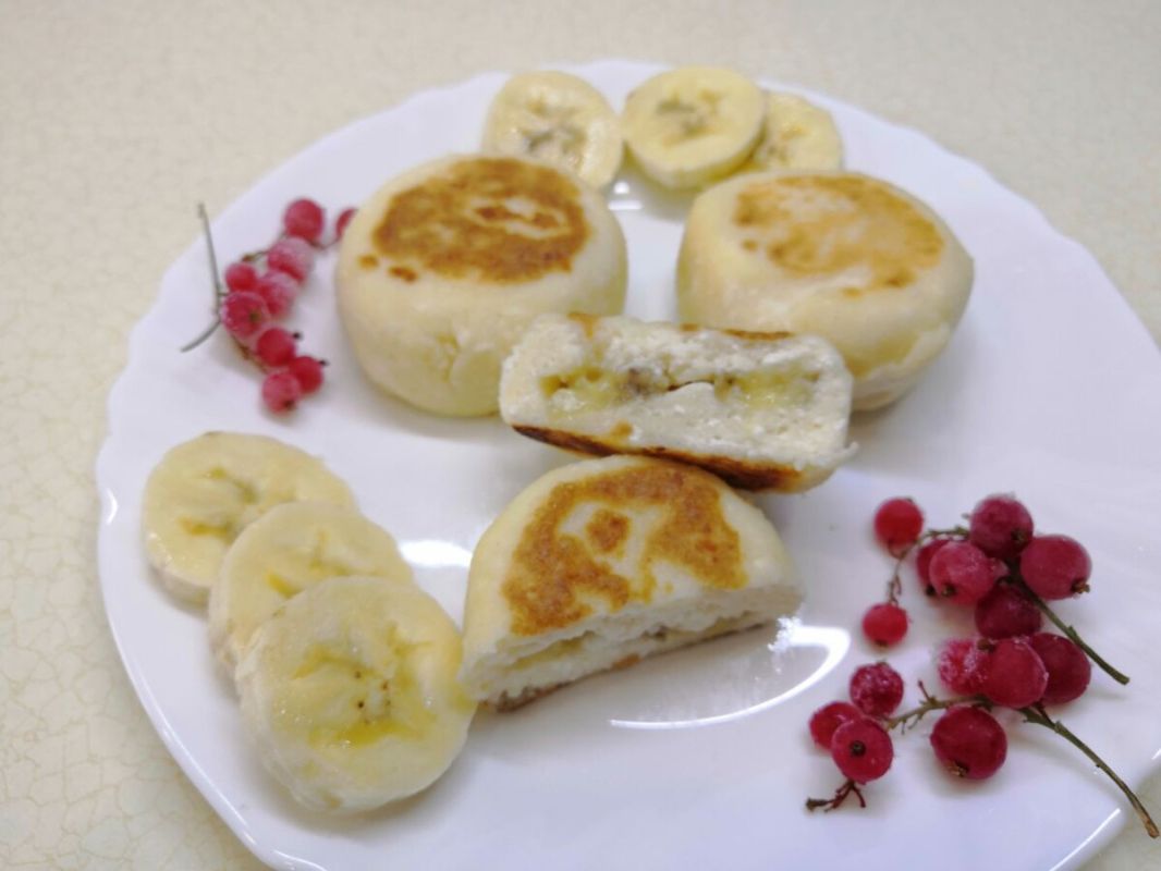 Сырники с банановой начинкой: новый взгляд на классический десерт
