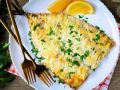 Запеченная скумбрия с сыром и майонезом